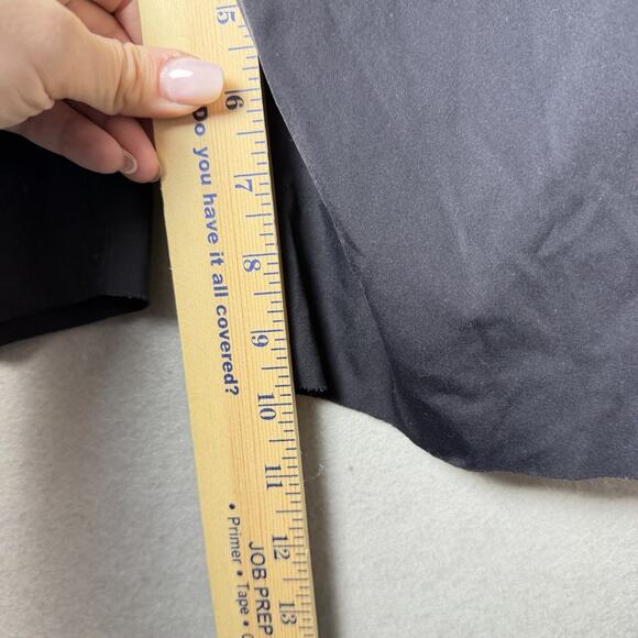 Lululemon Fast and Free 10” High Rise Bike Shorts Nulux Black Women’s Size 8 - Picture 8 of 8